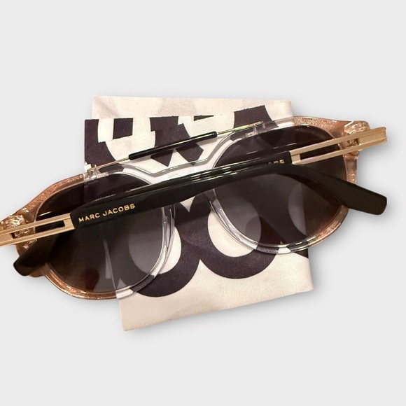 Marc Jacobs Clear Frame Gradient Sunglasses – NWOT